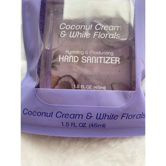 Smart Care Scented Hand Sanitizer Spray 1.5 Fl Oz Coconut & White Florals NEW - Picture 2 of 6